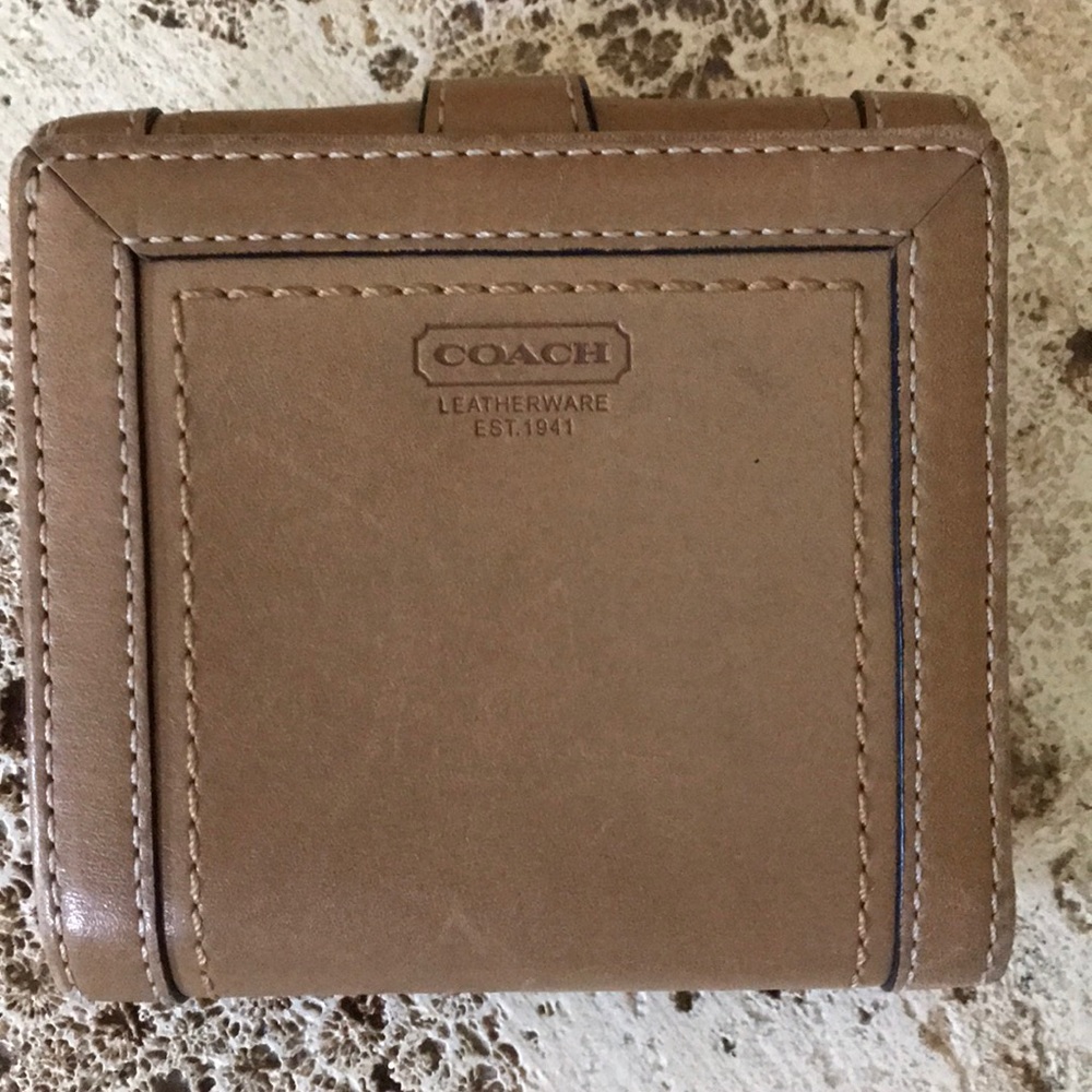 Wallet - Picture 2 of 5